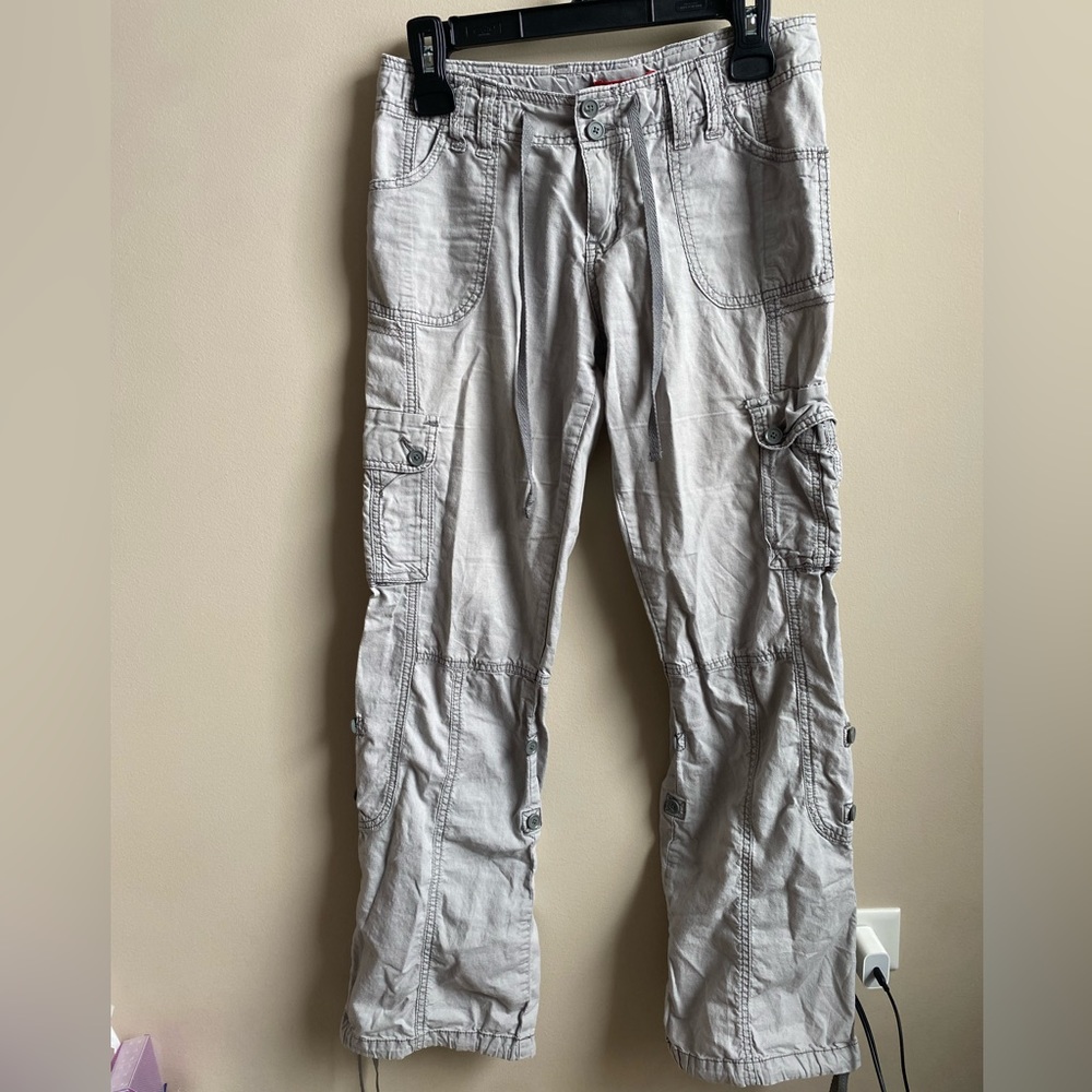 Unionbay tan/gray boot cut cargo pants good condition